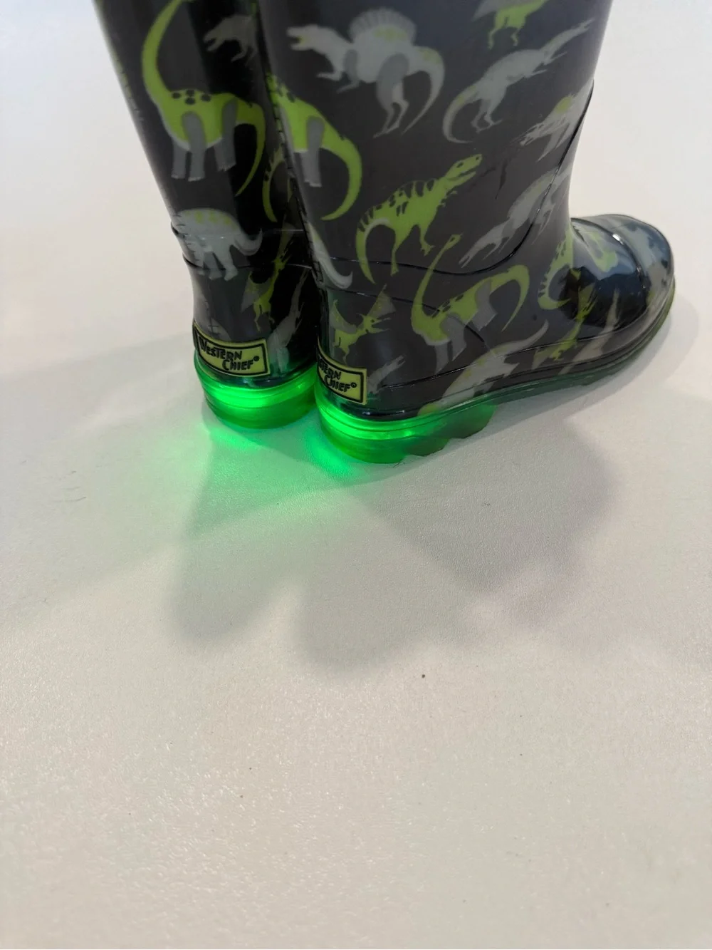 Western Chief Wade Dino Light Up Rain Boots Boys Size 11 Dinosaur Black Green